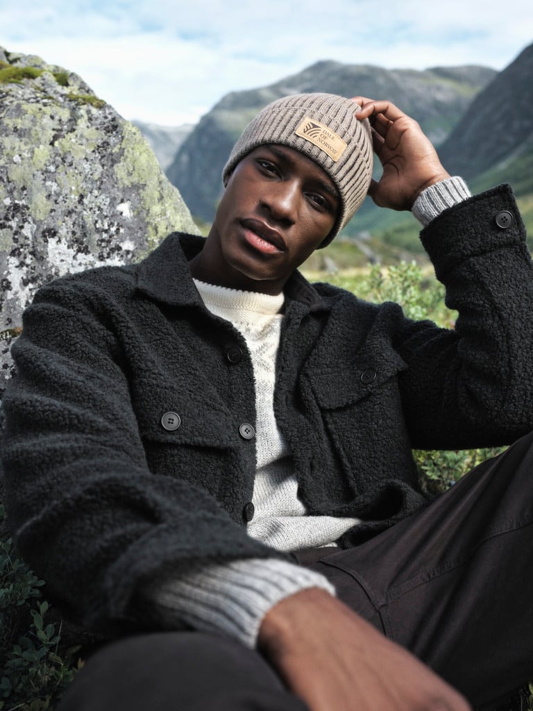 Alv&oslash;y hat Dale of Norway